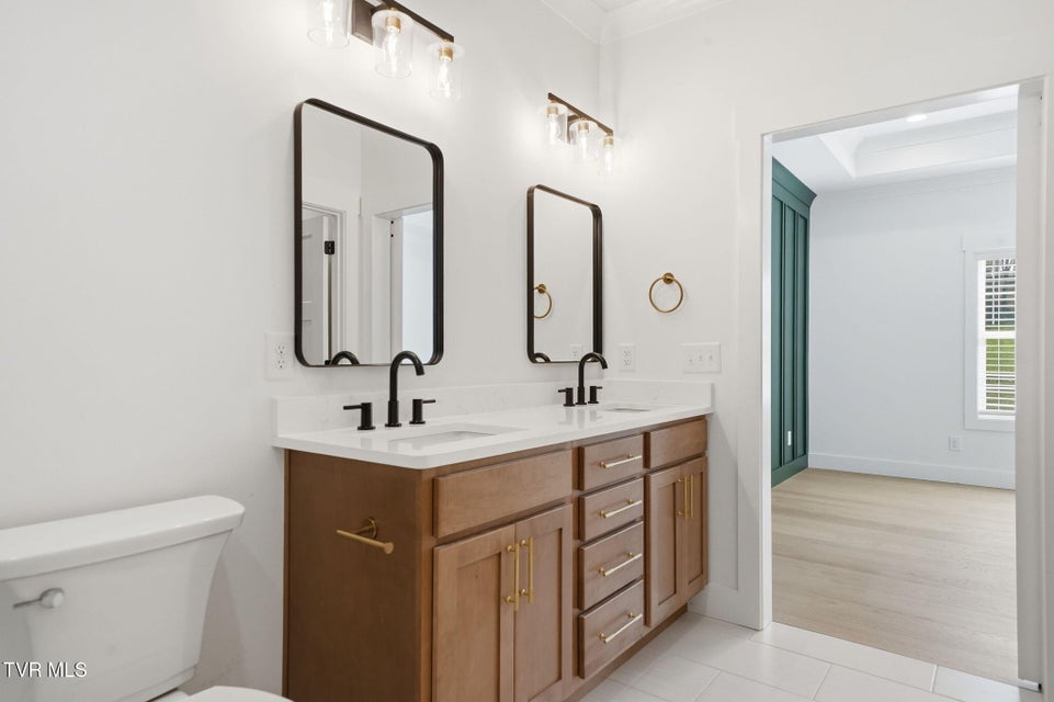 Photo #41: 115 Station Way