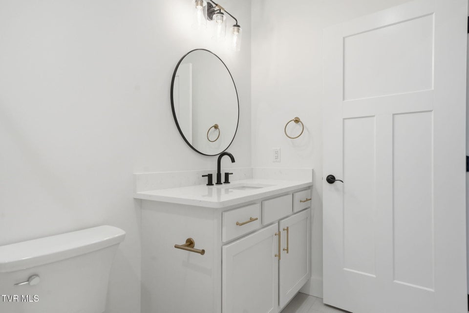 Photo #45: 115 Station Way