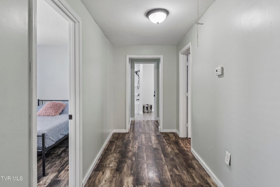 Photo #15: 424 Hamilton Street