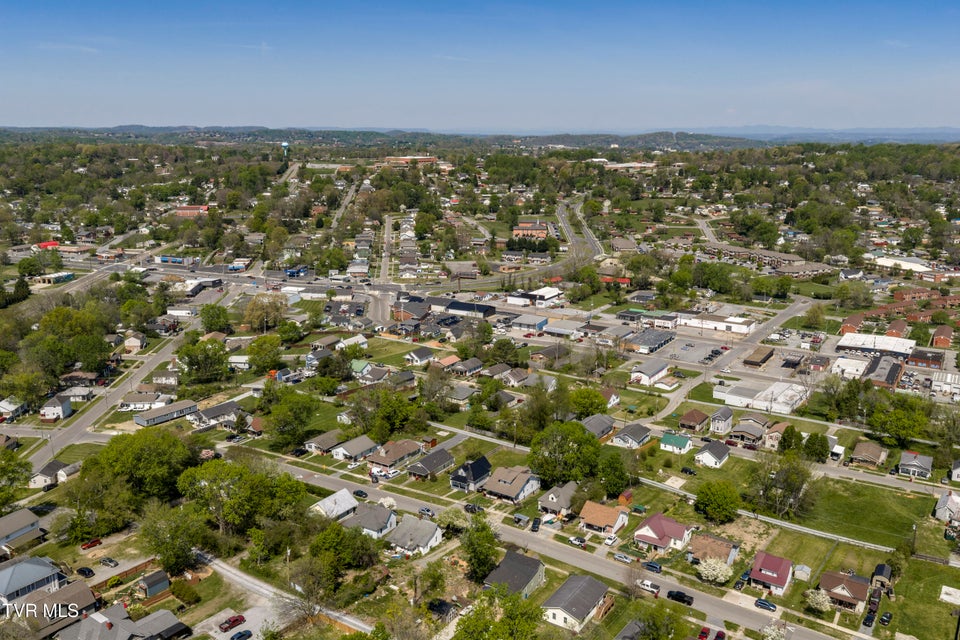 Photo #48: 424 Hamilton Street