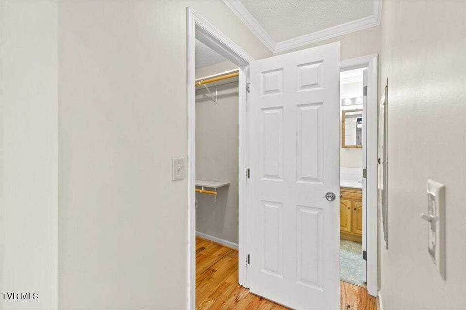 Photo #19: 703 Main Street