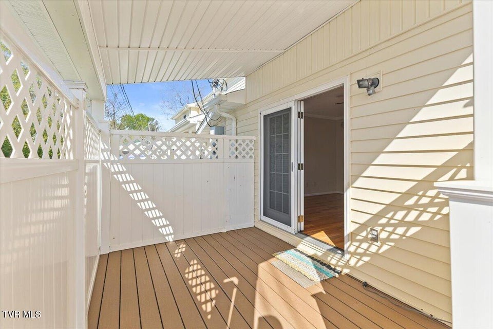 Photo #24: 703 Main Street