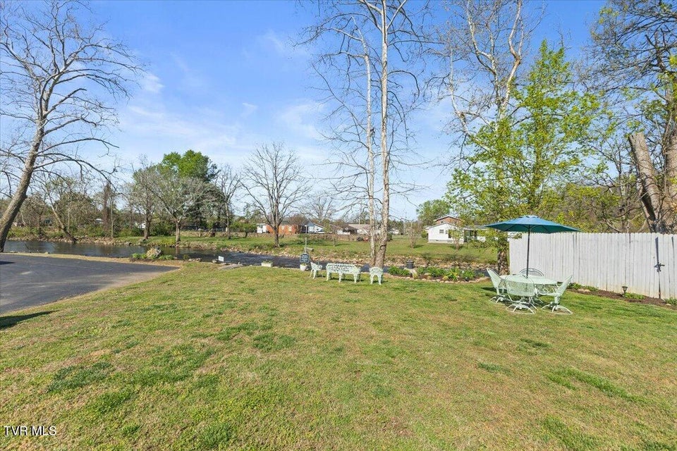 Photo #30: 703 Main Street