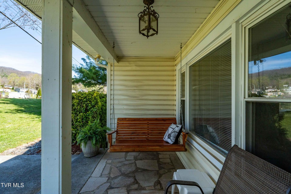 Photo #30: 1676 Tn-91 