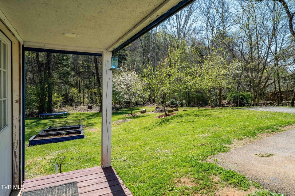 Photo #42: 1676 Tn-91 