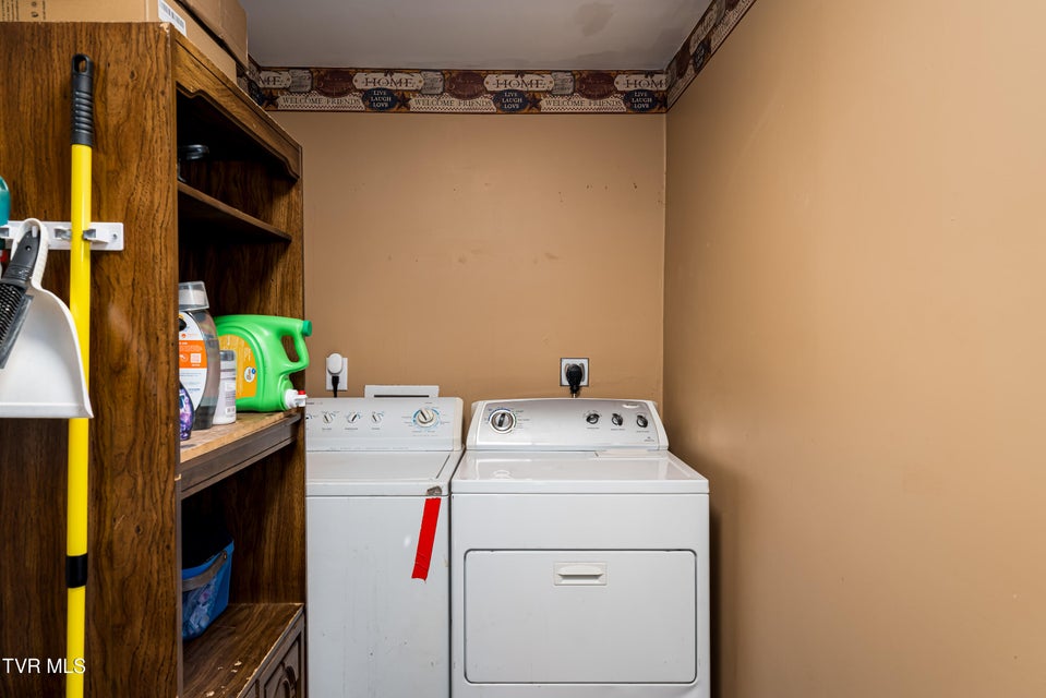 Photo #58: 1676 Tn-91 