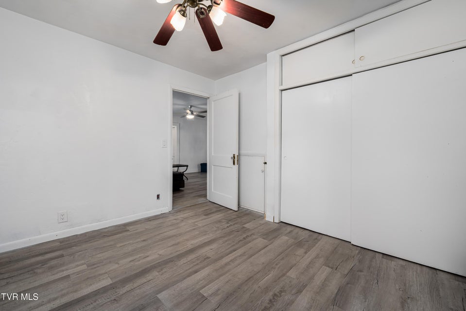 Photo #24: 1676 Tn-91 