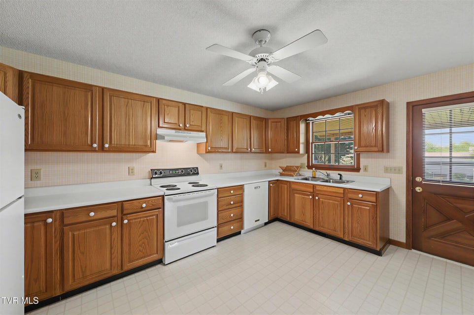 Photo #18: 108 Smokey View Drive