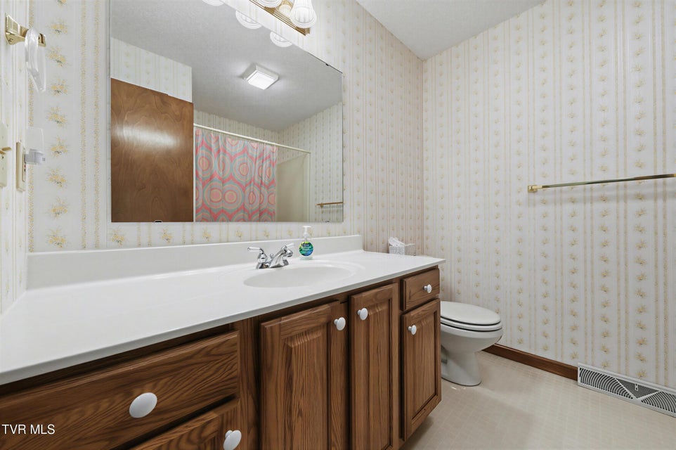 Photo #35: 108 Smokey View Drive