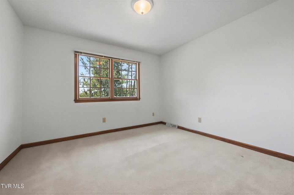 Photo #36: 108 Smokey View Drive