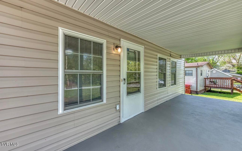 Photo #6: 1111 Lowell Street