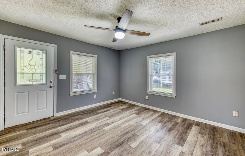 Photo #15: 1111 Lowell Street