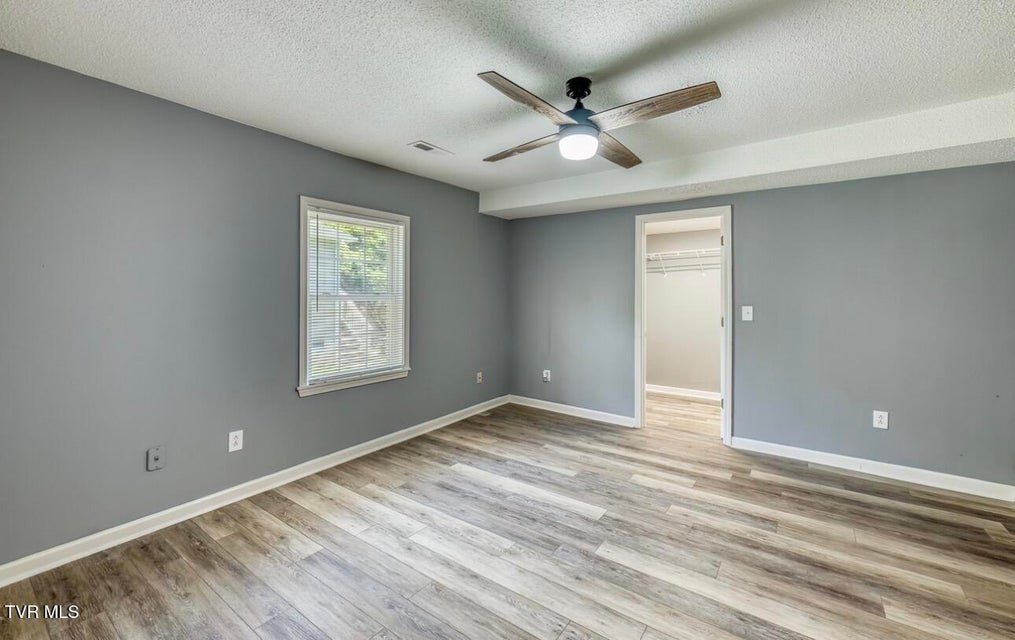 Photo #17: 1111 Lowell Street