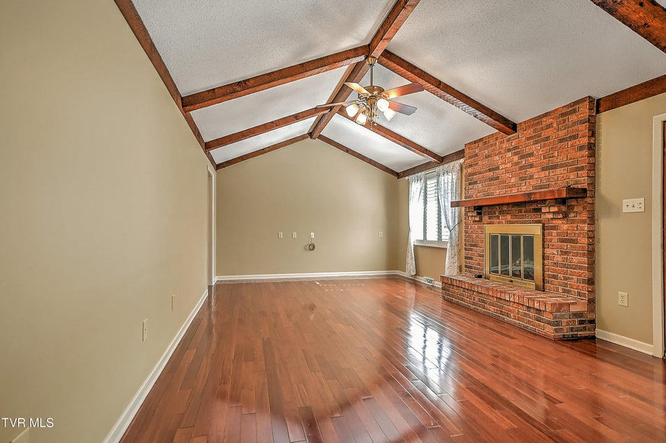 Photo #7: 2704 Suffolk Street