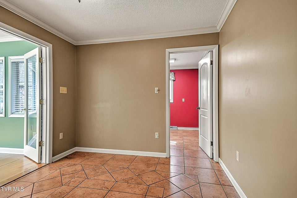 Photo #26: 2704 Suffolk Street