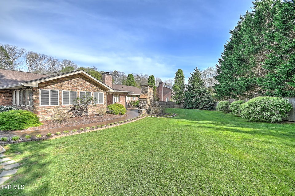 Photo #61: 2704 Suffolk Street