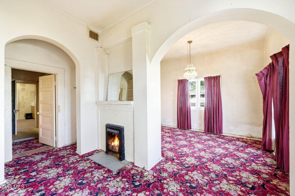 Photo #29: 3209 Memorial Boulevard