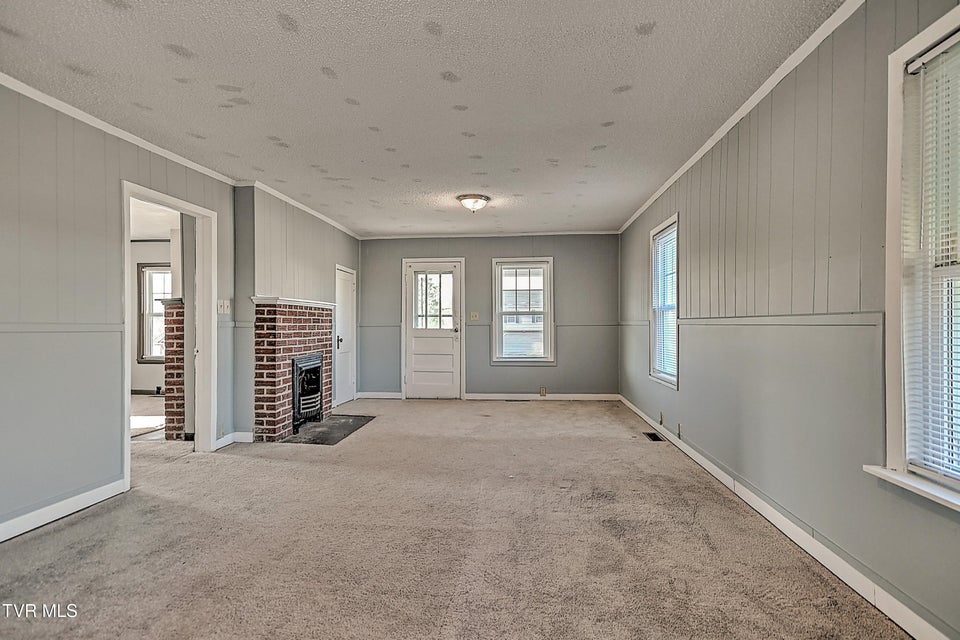 Photo #7: 1408 College Street