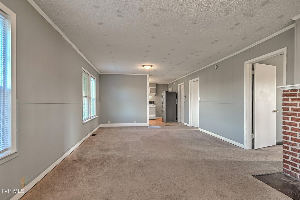 Photo #13: 1408 College Street