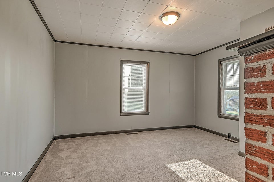 Photo #15: 1408 College Street