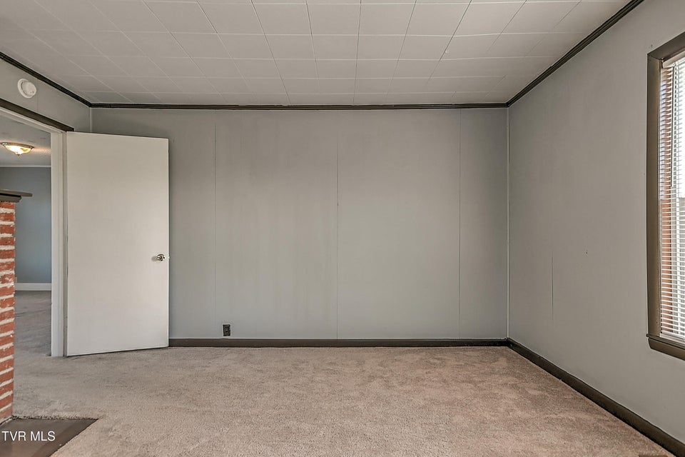 Photo #18: 1408 College Street