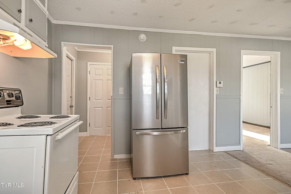 Photo #26: 1408 College Street