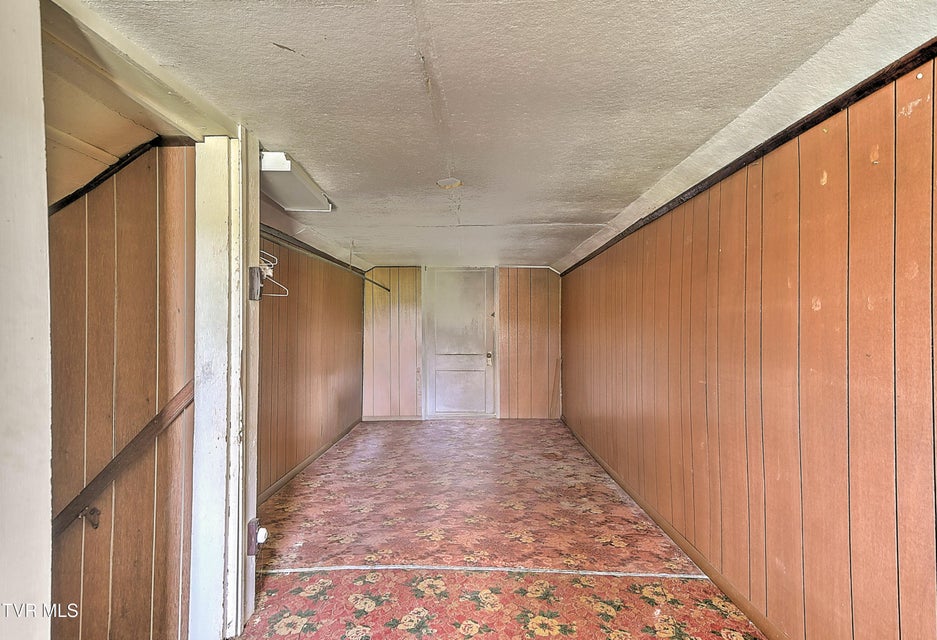 Photo #29: 1408 College Street