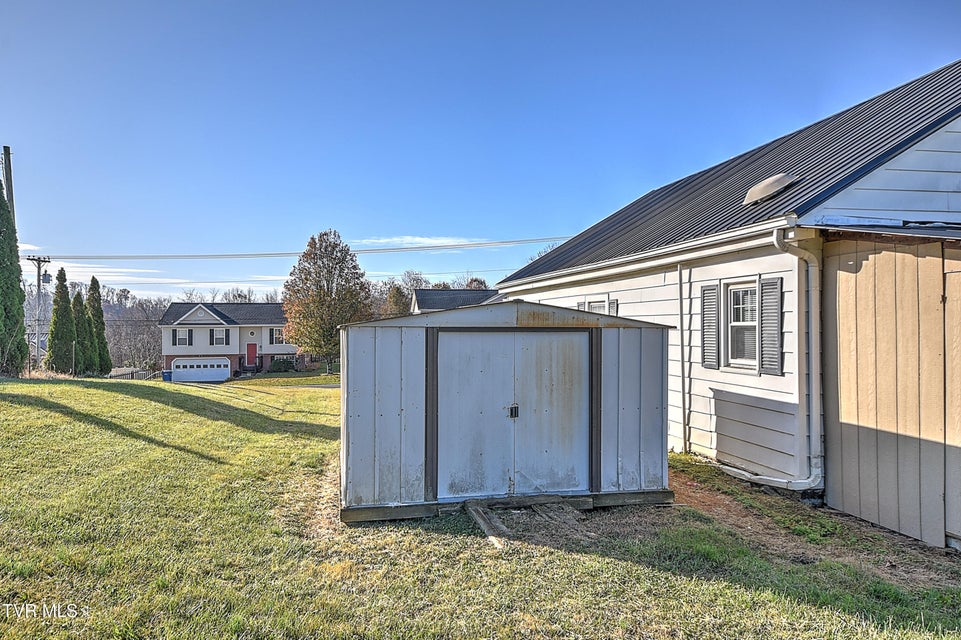 Photo #34: 1408 College Street