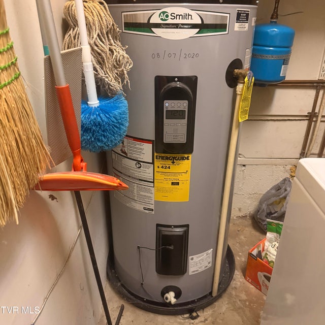 Photo #22: 136 Longview Rd Road