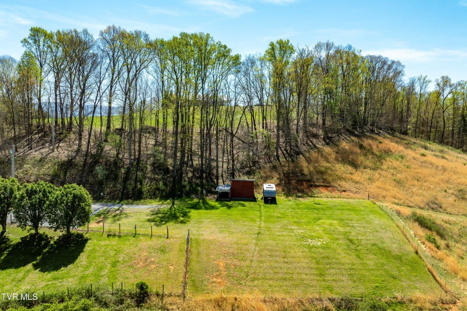 Photo #71: 2638 Highway 81 South 