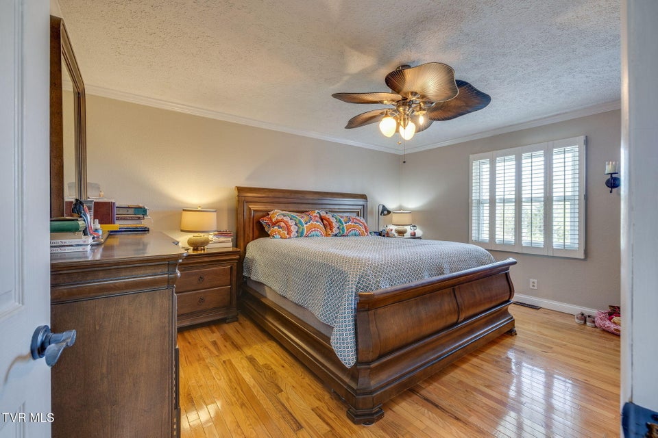 Photo #15: 2001 Welch Road