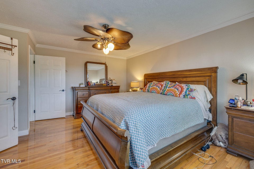 Photo #17: 2001 Welch Road