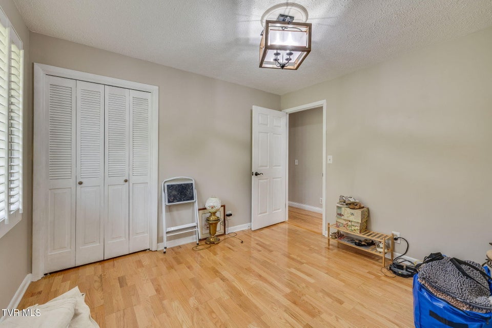 Photo #26: 2001 Welch Road