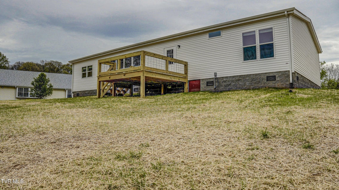 Photo #41: 850 Meadow View Road