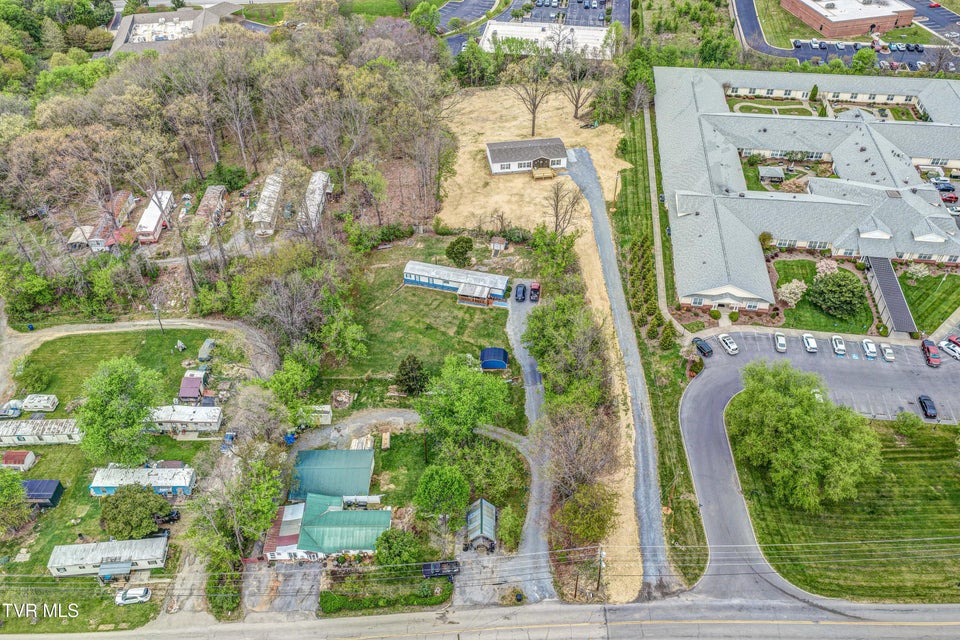 Photo #51: 850 Meadow View Road