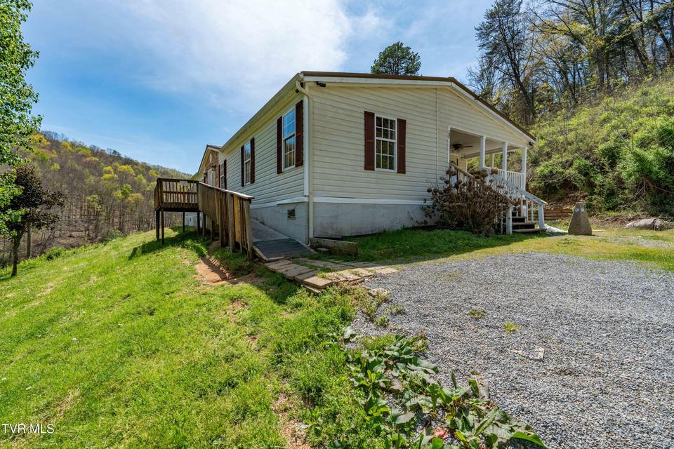 Photo #5: 107 Hollow Hill Lane