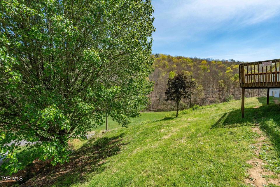 Photo #6: 107 Hollow Hill Lane