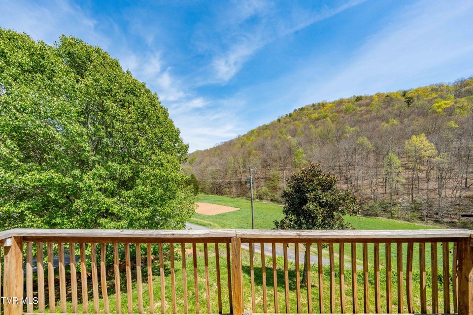 Photo #14: 107 Hollow Hill Lane