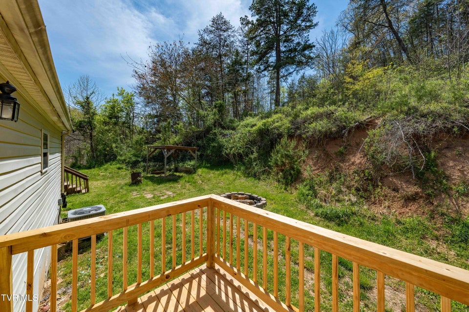 Photo #21: 107 Hollow Hill Lane