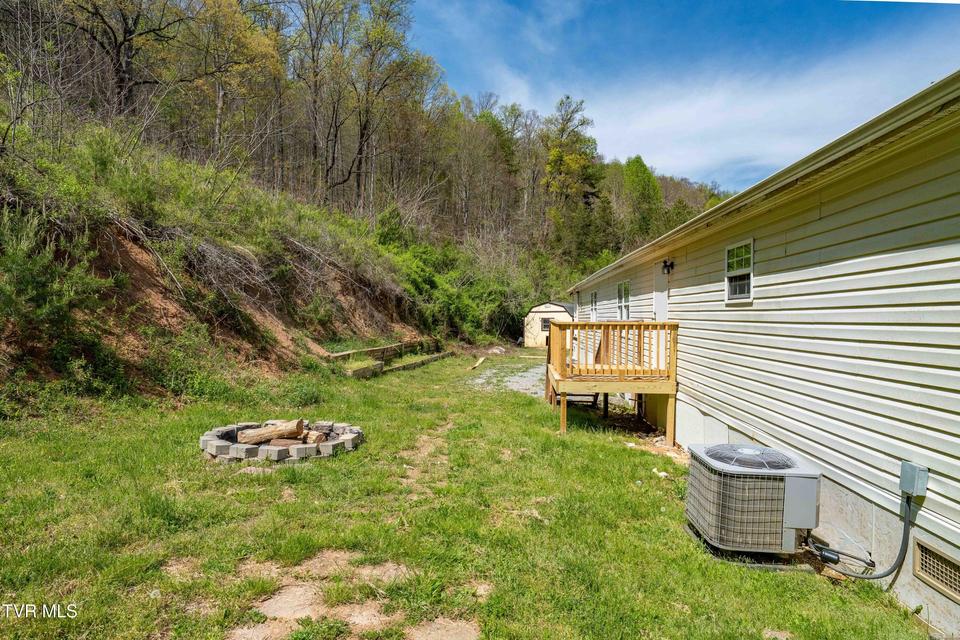 Photo #26: 107 Hollow Hill Lane