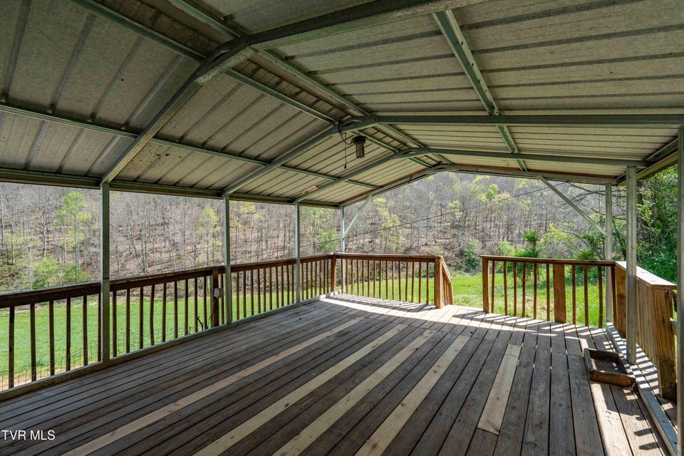 Photo #31: 107 Hollow Hill Lane