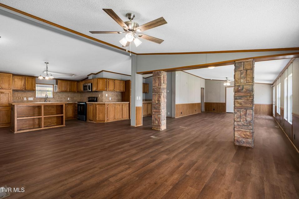 Photo #40: 107 Hollow Hill Lane