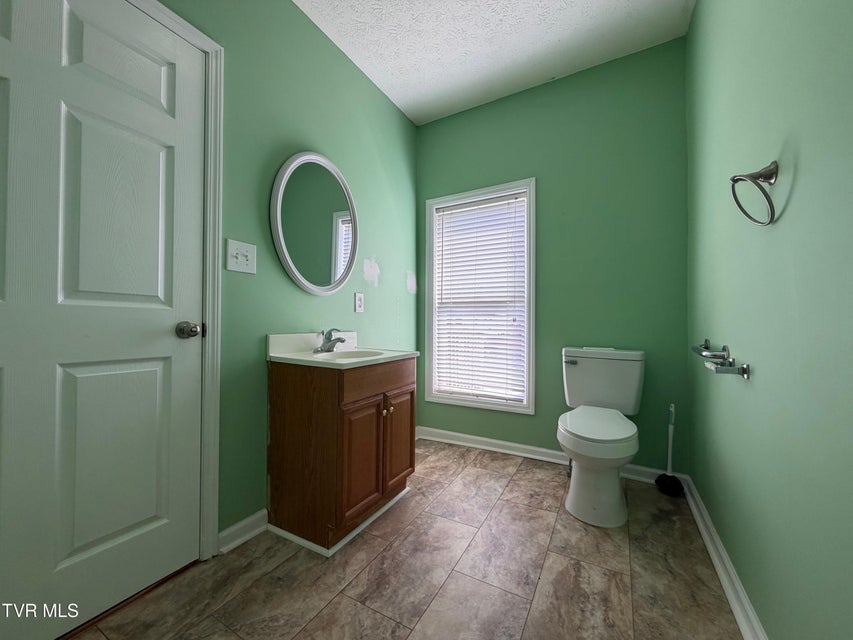 Photo #5: 142 Wanola Avenue