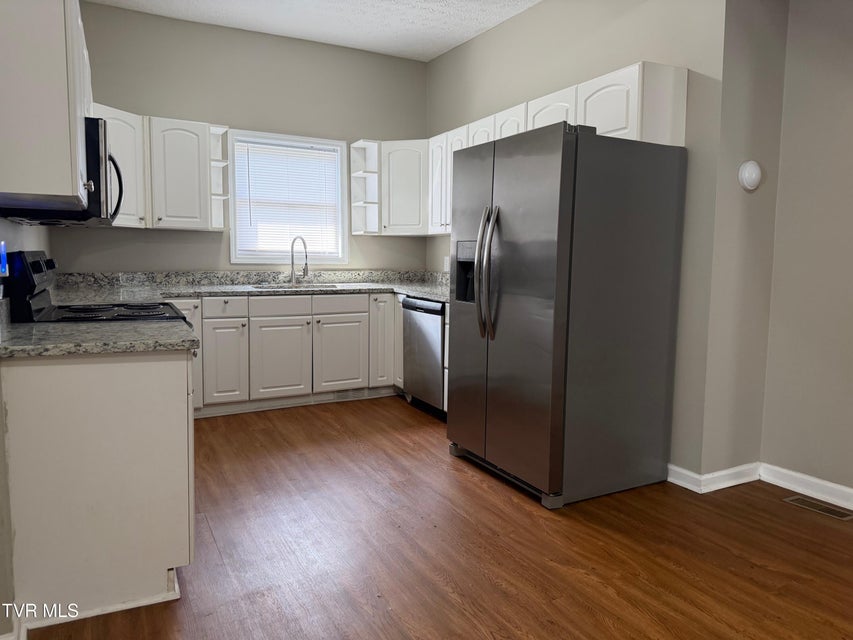 Photo #9: 142 Wanola Avenue