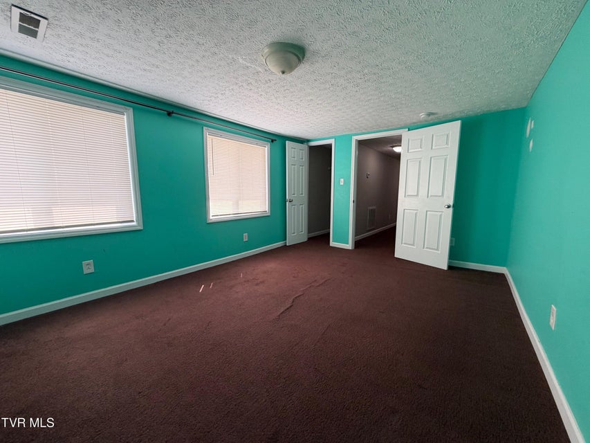 Photo #24: 142 Wanola Avenue