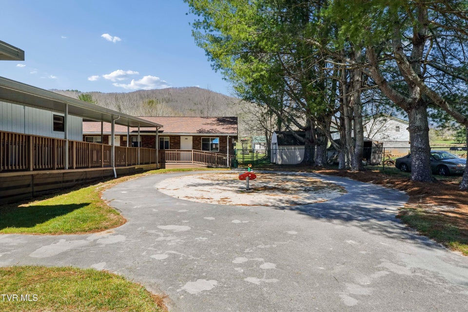 Photo #16: 551 Mocking Bird Court