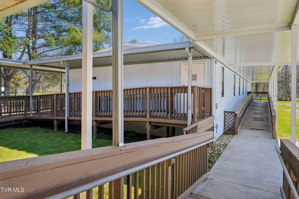 Photo #30: 551 Mocking Bird Court