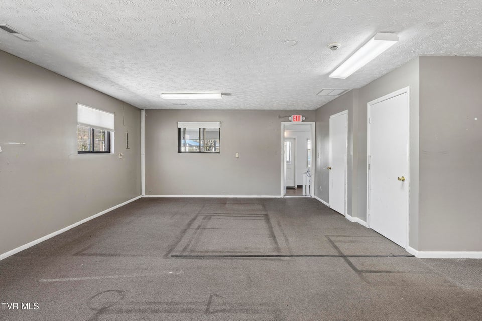 Photo #31: 551 Mocking Bird Court