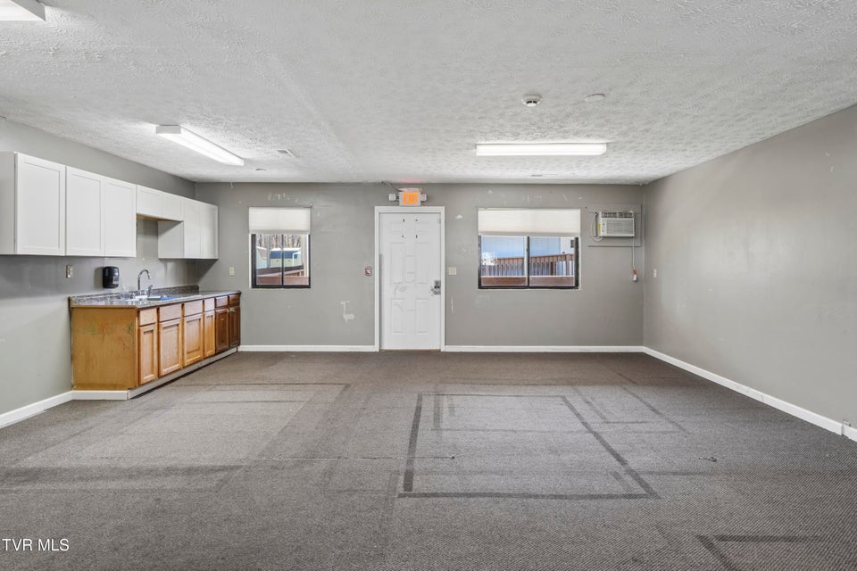 Photo #43: 551 Mocking Bird Court