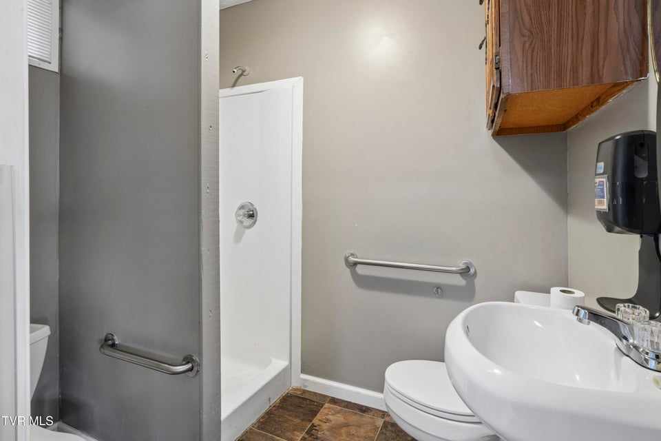 Photo #46: 551 Mocking Bird Court